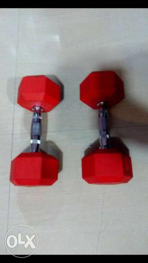 Red-and-grey Dumbbells