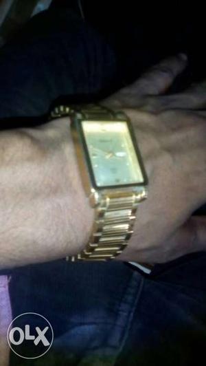 Sonata golden watch all is ok condition