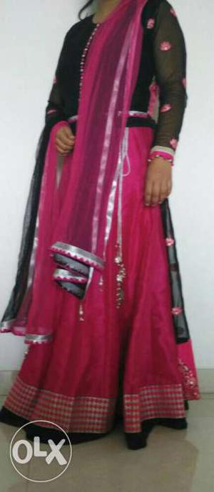 Women's Black And Purple Sari