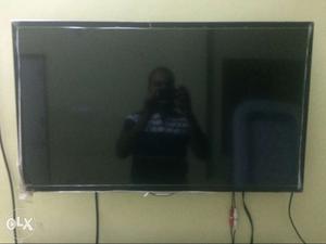 Full HD Samsung 3 year old 32' LED TV