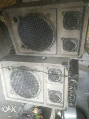 Gray And Black Subwoofer Speaker With Amplifier