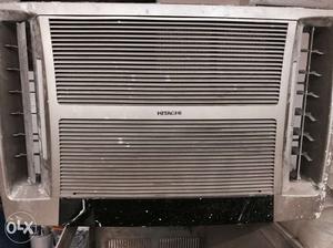 Hitachi fouble blower AC approx two years old in