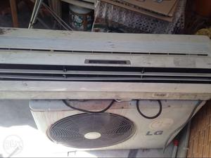 LG split ac 2 ton, in working condition, already