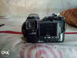 My. profasional Sony f828 camera itz to original jeppan..