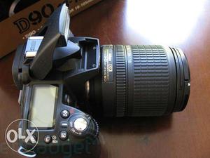 Nikon d90 with  lens baki moke te kr la ge