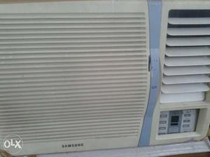Samsung 1.5 ton AC, 5 yrs old, working condition