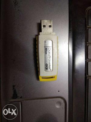 White And Grey Data Traveler 8gb USB Flash Drive