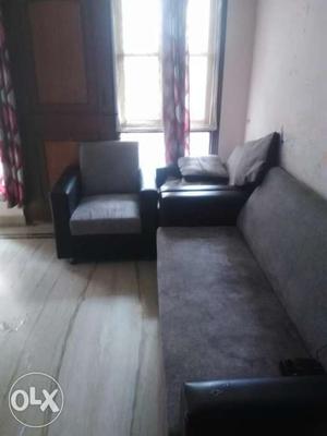 5 seater sofa,only,12 months old, was,purchased from big