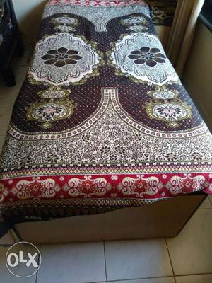 Black And Whtie Floral Bed Spread