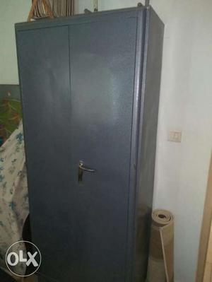 Cupboard with no dents