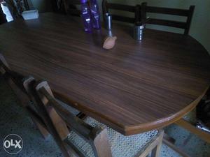 Dining table with 8 cushion CHAIRS