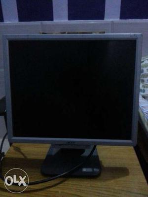 Gray Acer Computer 17" Monitor