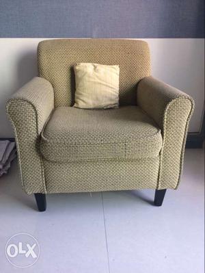 Kids sofa chair in good condition size 30 cms