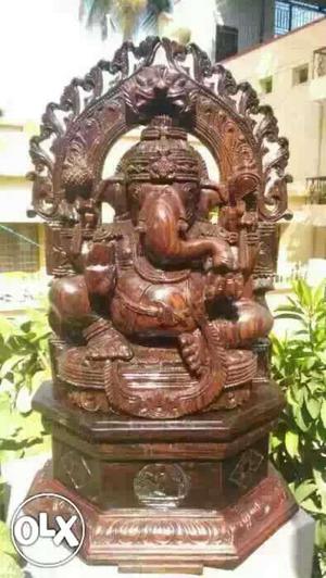 Rosewood ganapathi statue, 18 inches height.