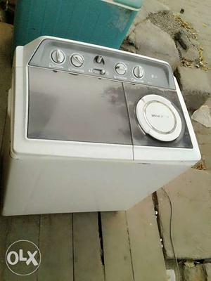 White And Grey Portable 2-in-1 Washer Dryer