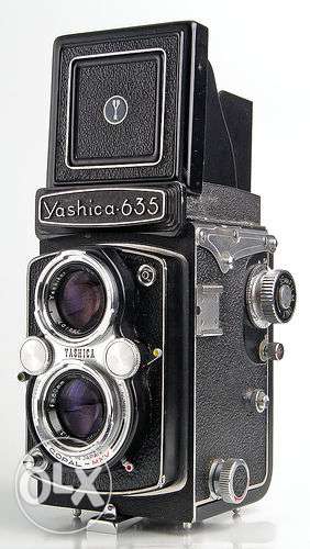 Yashica 635 Camera