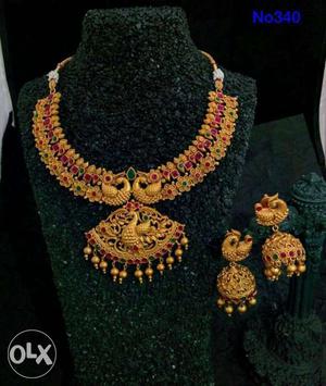 Gold Thinestone Embellished Necklace And Earrings