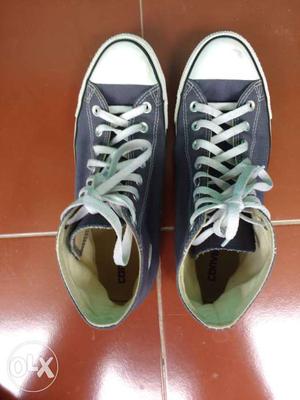 I would like to sell my converse Taylor chunk