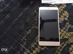 Note 3(32gb gold) with warranty period in good