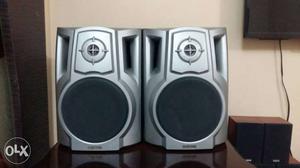 Aiwa speakers in excellent condition