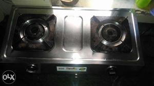 Pigeon Gas cooktop stove, in a good condition.