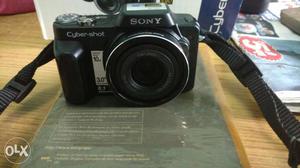 Sony cyber shot, original Carl Zeiss lens made in