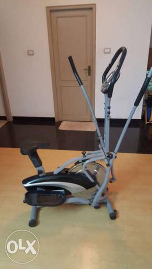 Black And Gray Cardio Trainer