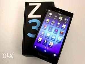 Blackberry z3 with full pack, unused piece.