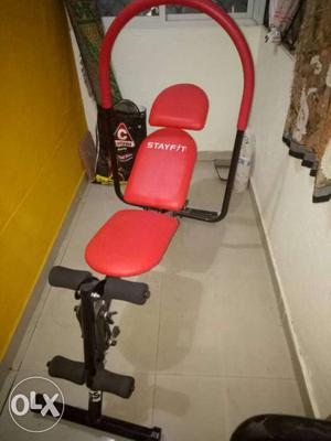Red And Black Stayfit Incline Bench-6 mths old. Excellent