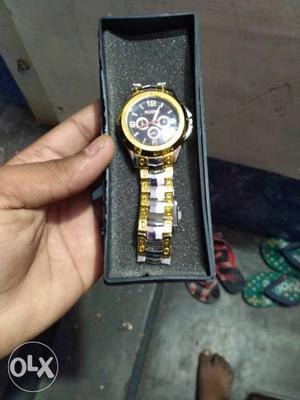Rosera watch silver & gold with 3 months cell warranty