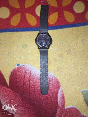 Round Chronograph Watch With Black Strap