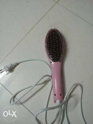 This is a Fast Brush Straightener. Suitable for