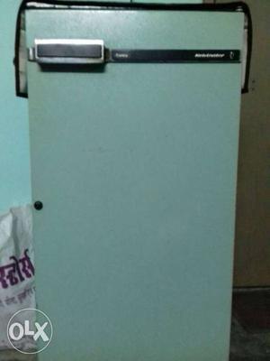 180 liter kalvinator fridge in a good running