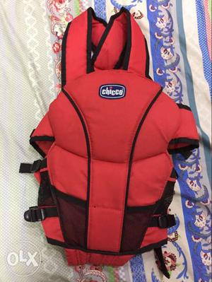 Chicco baby carrier completly new