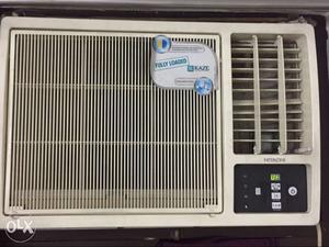 Hitachi 1.5 Ton White Window Type Air Conditioner