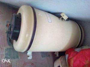 VENUS Water Heater 25 litres storage Working Condition