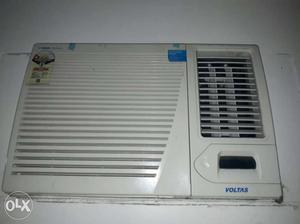 White Voltas Window Type Air Conditioner
