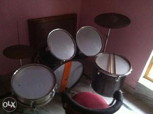 A drum set for immmidiet sale