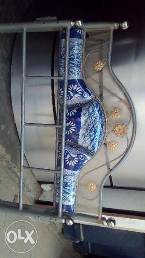 Brand new 4/6.5feet iron bed In blue color