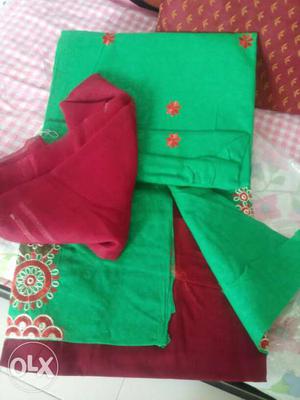 Designer dress material with pallu