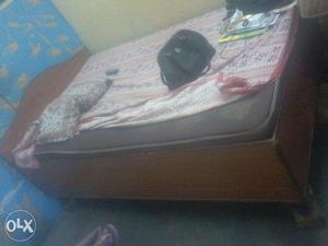 Diwan bed 6"4size for sale. In just /-rupees. used