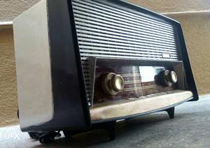 Murphy Valve Radio Fully Working condition. It is