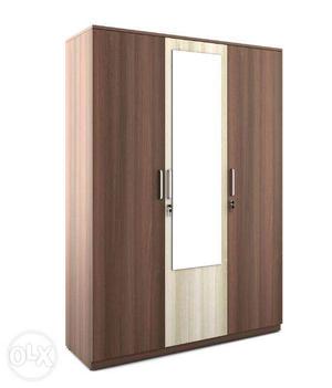 New super brand 3 door wardrobe.