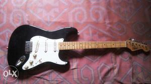 Squire Fender Electric guitar for sale.Brand