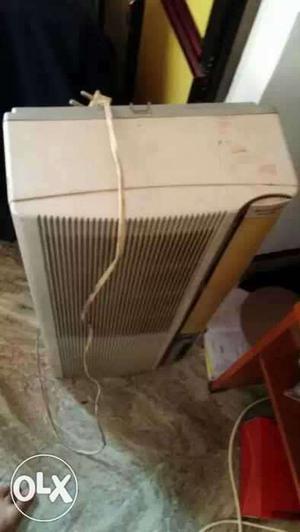 Window ac good working.cooling & heeting.with
