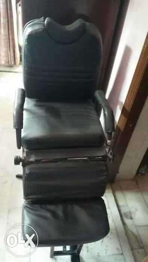 Black Saloon Chair