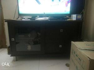 Black Wooden Tv Rack