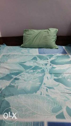 Double bed with matress (Negotiable)