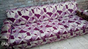 I Want to sell my 3 sitar sofa only Rs./-