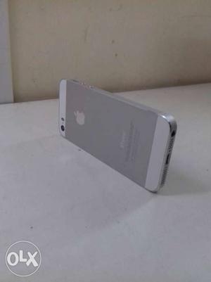 I phone 5s 16gb only 7 mints old